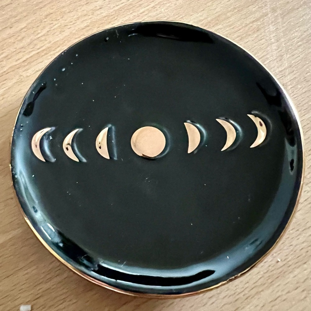 Black and Gold Moon Phase Decorative Plate